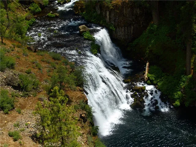 a view of outdoor space with garden