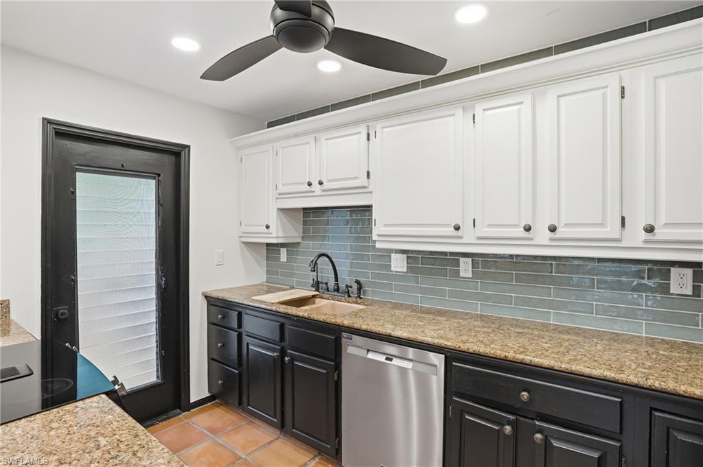 1245 Solana Road Naples, FL 34103 - Photo 10 of 22