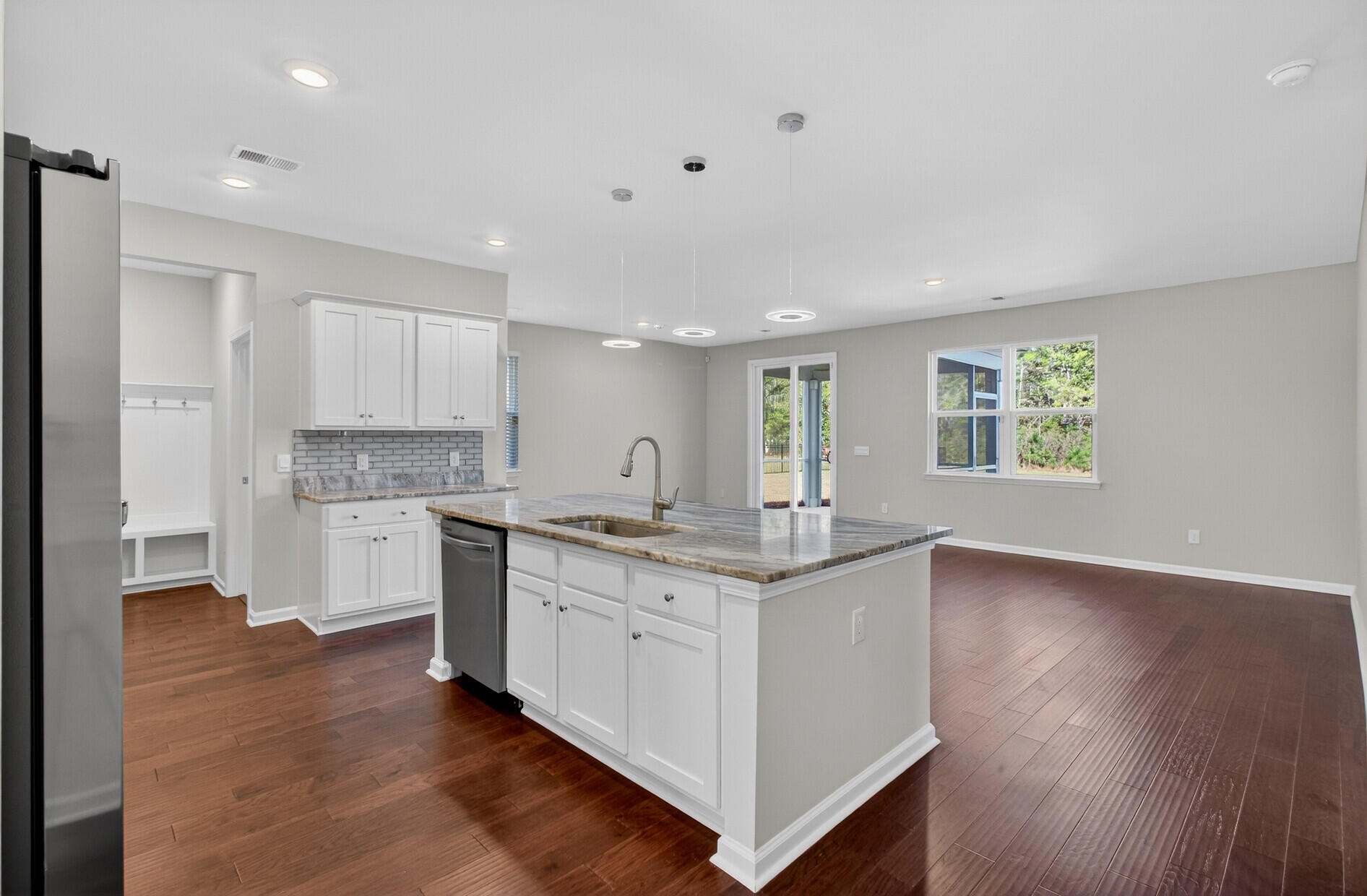 405 Canal Crossing Way Huger, SC 29450 - Photo 9 of 53 12___12_mls