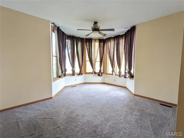 $1,550 | 32 Columbus Square Drive, St. Louis, MO 63101