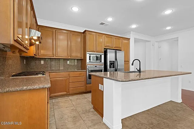 $4,500 | 193 Via Felicia, Newbury Park, CA 91320