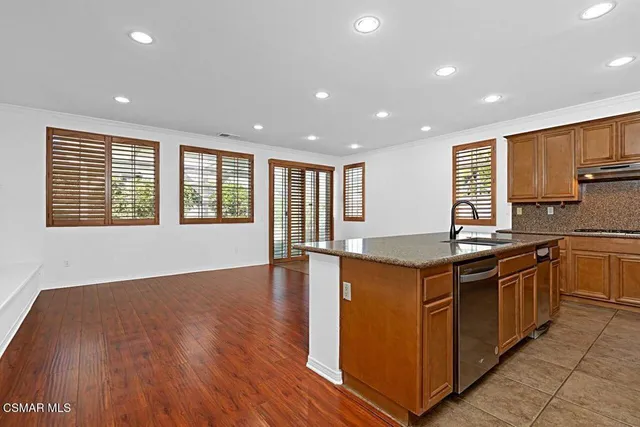 $4,500 | 193 Via Felicia, Newbury Park, CA 91320