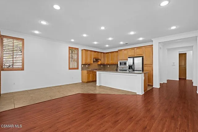 $4,500 | 193 Via Felicia, Newbury Park, CA 91320