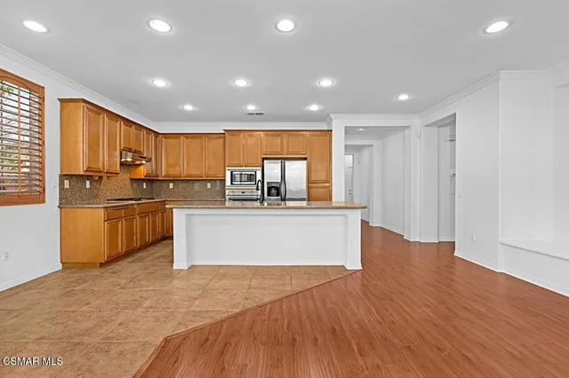 $4,500 | 193 Via Felicia, Newbury Park, CA 91320