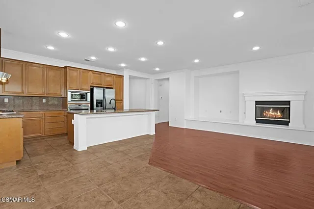 $4,500 | 193 Via Felicia, Newbury Park, CA 91320