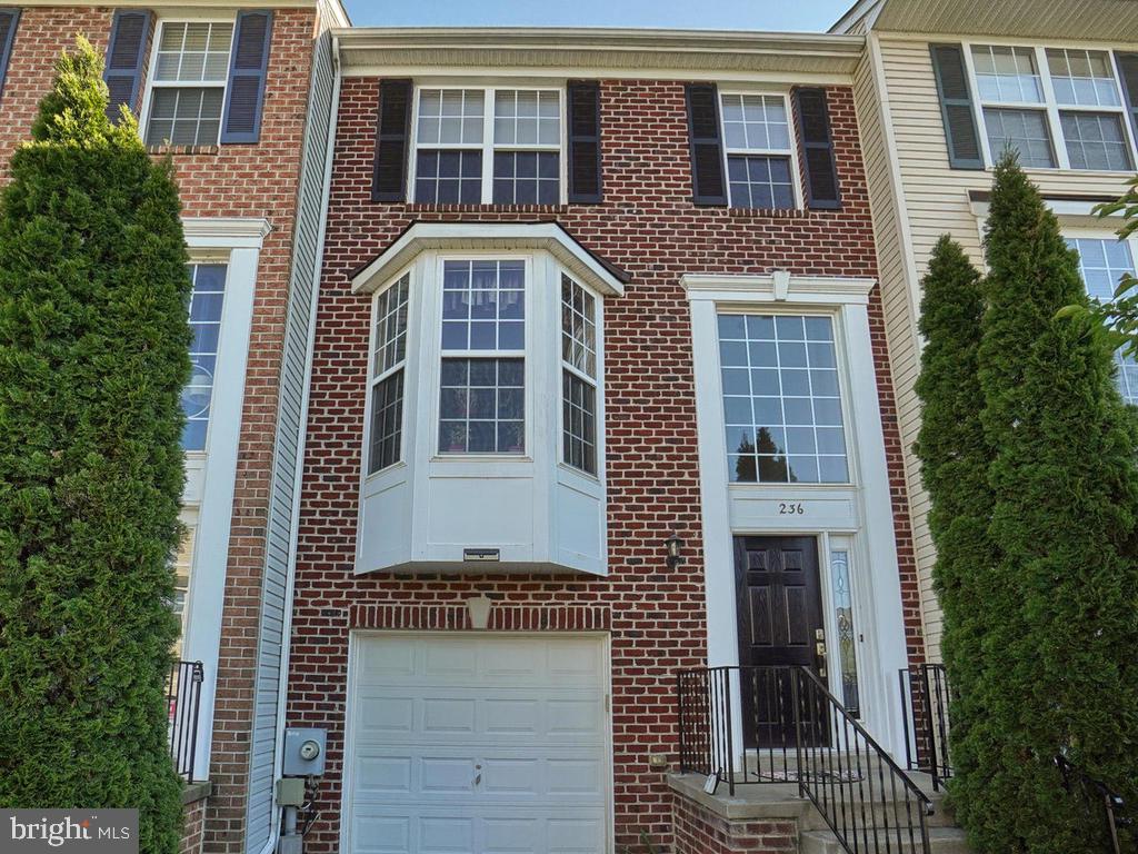 236 Timber View Court Frederick, MD 21702 - Photo 2 of 32 Gallery Image 2