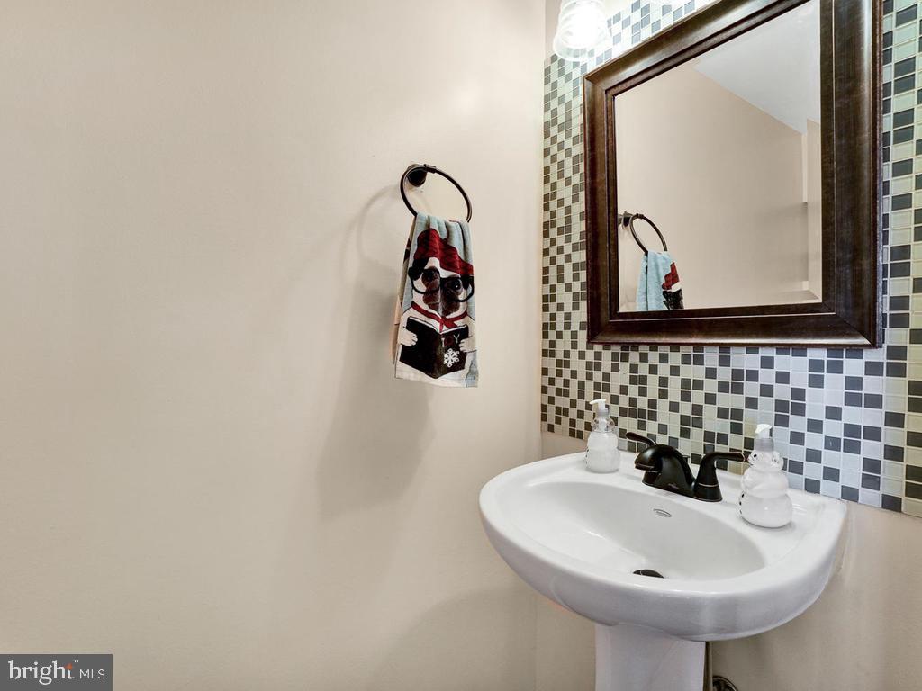 236 Timber View Court Frederick, MD 21702 - Photo 10 of 32 Gallery Image 10