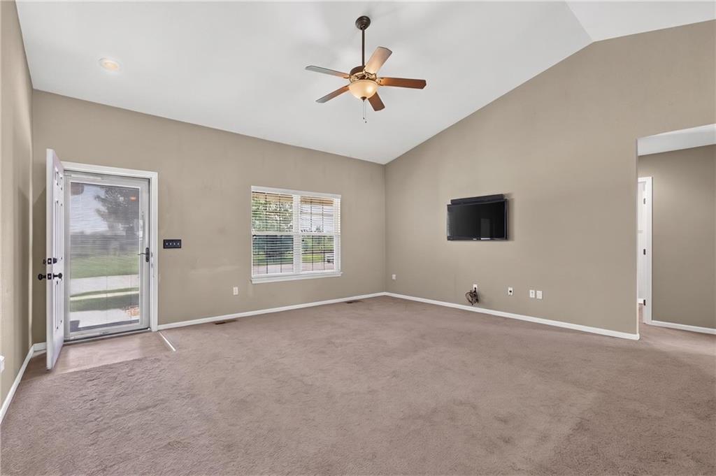 1200 Southwest Cornwall Road Raymore, MO 64083 - Photo 5 of 26