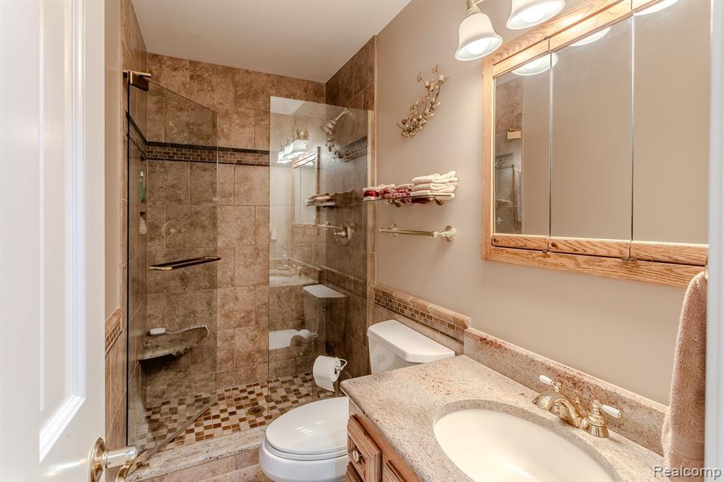 8677 Knox Road Clarkston, MI 48348 - Photo 31 of 59