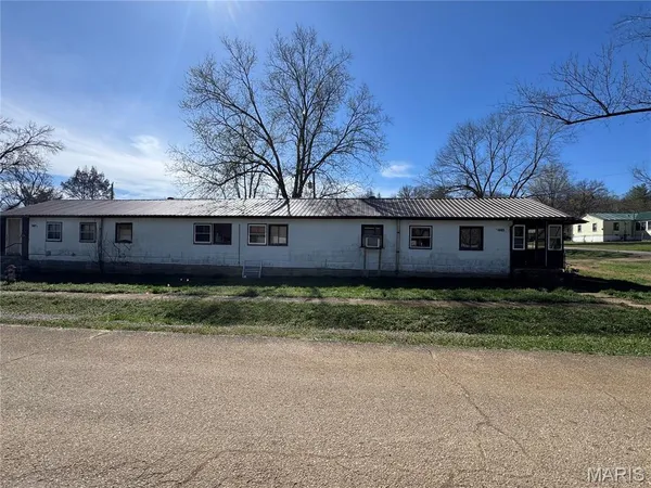$74,900 | 443 Walnut Street, Piedmont, MO 63957
