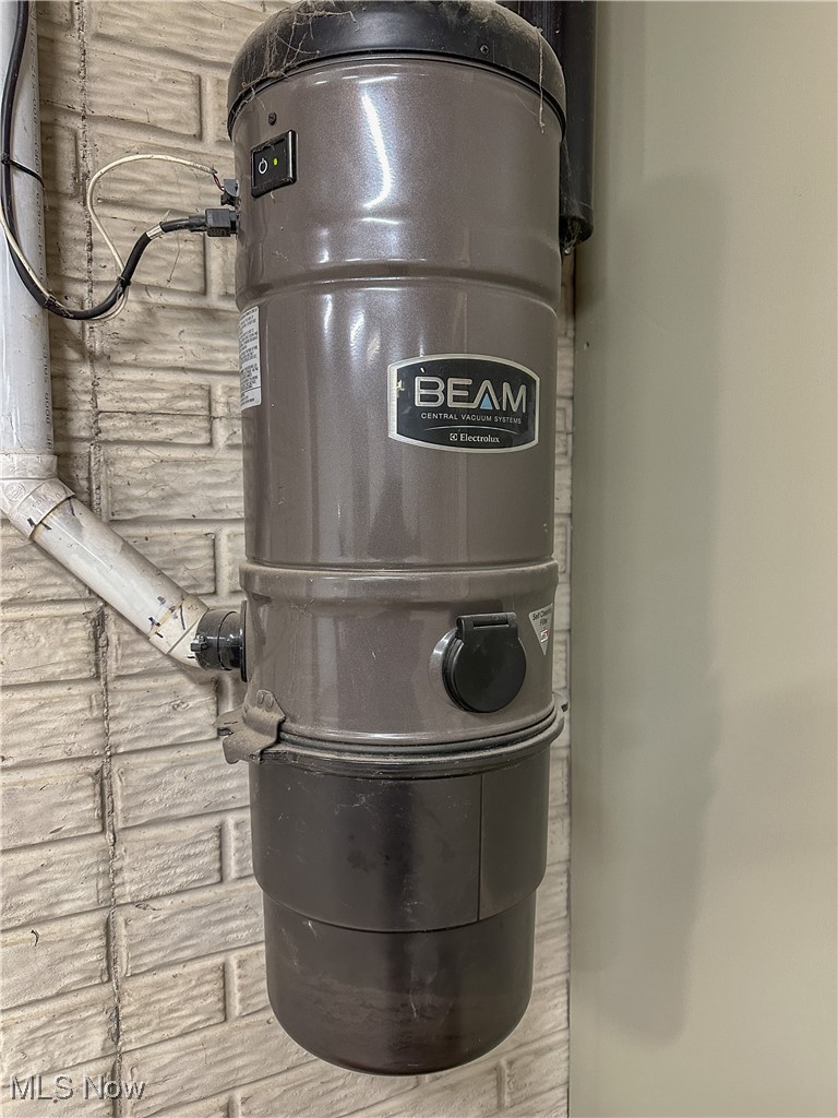 2297 Frys Valley Road Southwest Port Washington, OH 43837 - Photo 29 of 32 Central Vac system