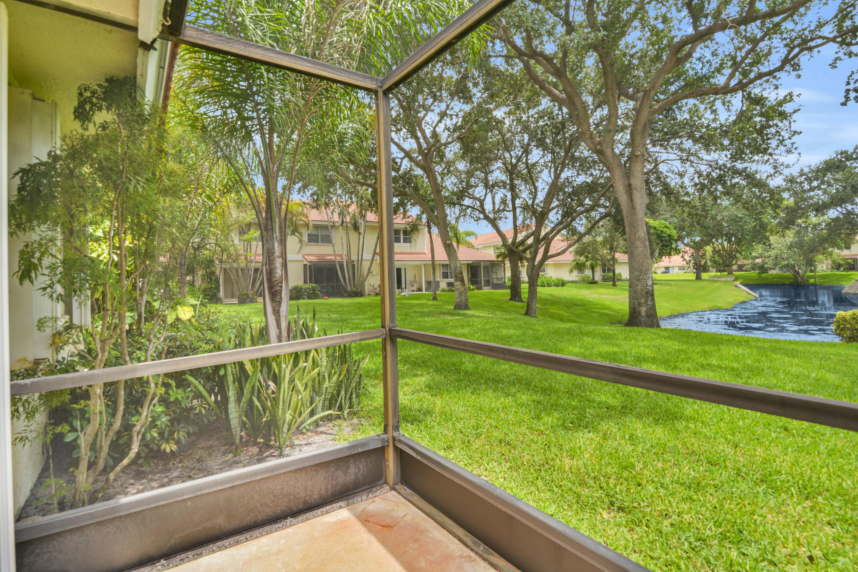 6371 Boca Circle Boca Raton, FL 33433 - Photo 32 of 54 Southern Exposure