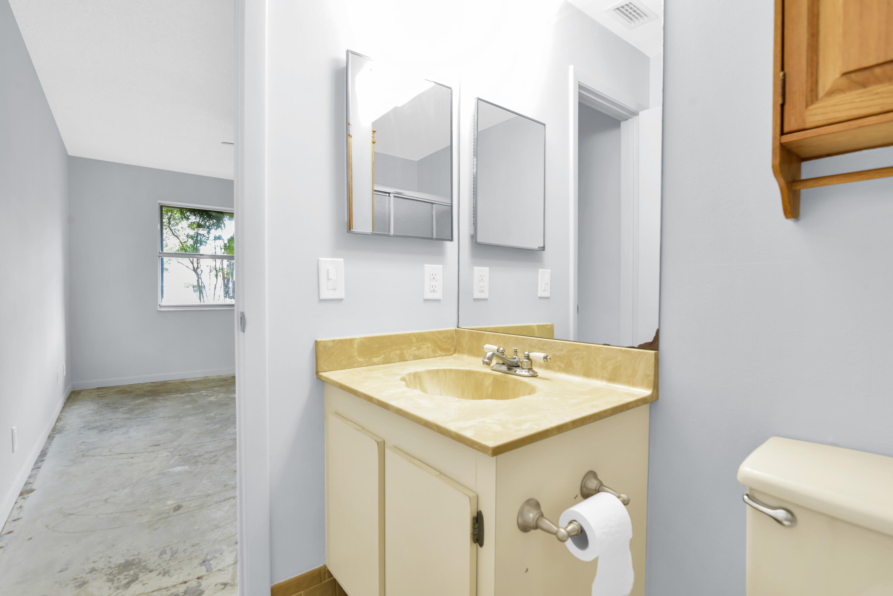 6371 Boca Circle Boca Raton, FL 33433 - Photo 39 of 54 BocaRatonStudios49