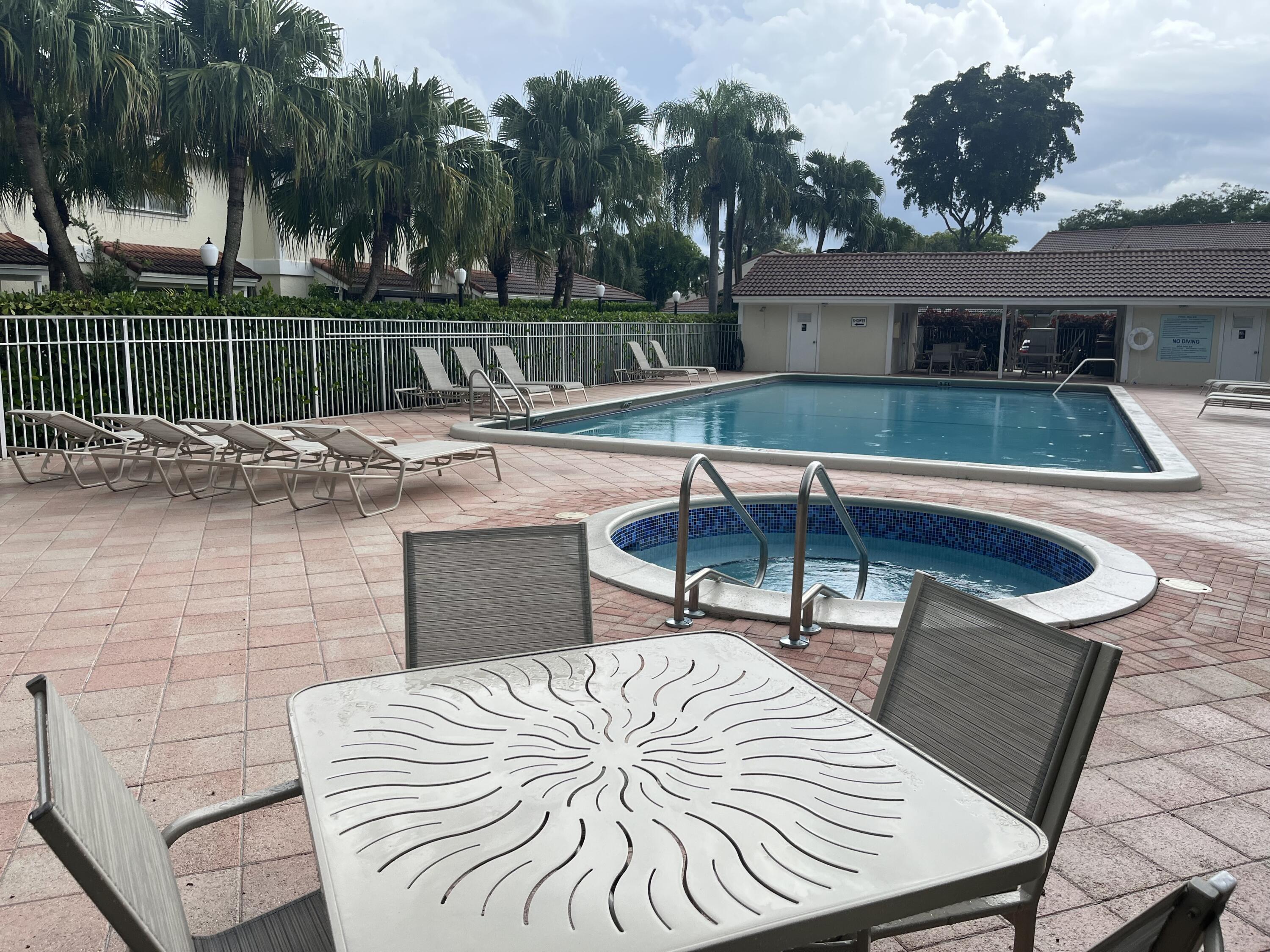 6371 Boca Circle Boca Raton, FL 33433 - Photo 49 of 54 Covered Seating Area