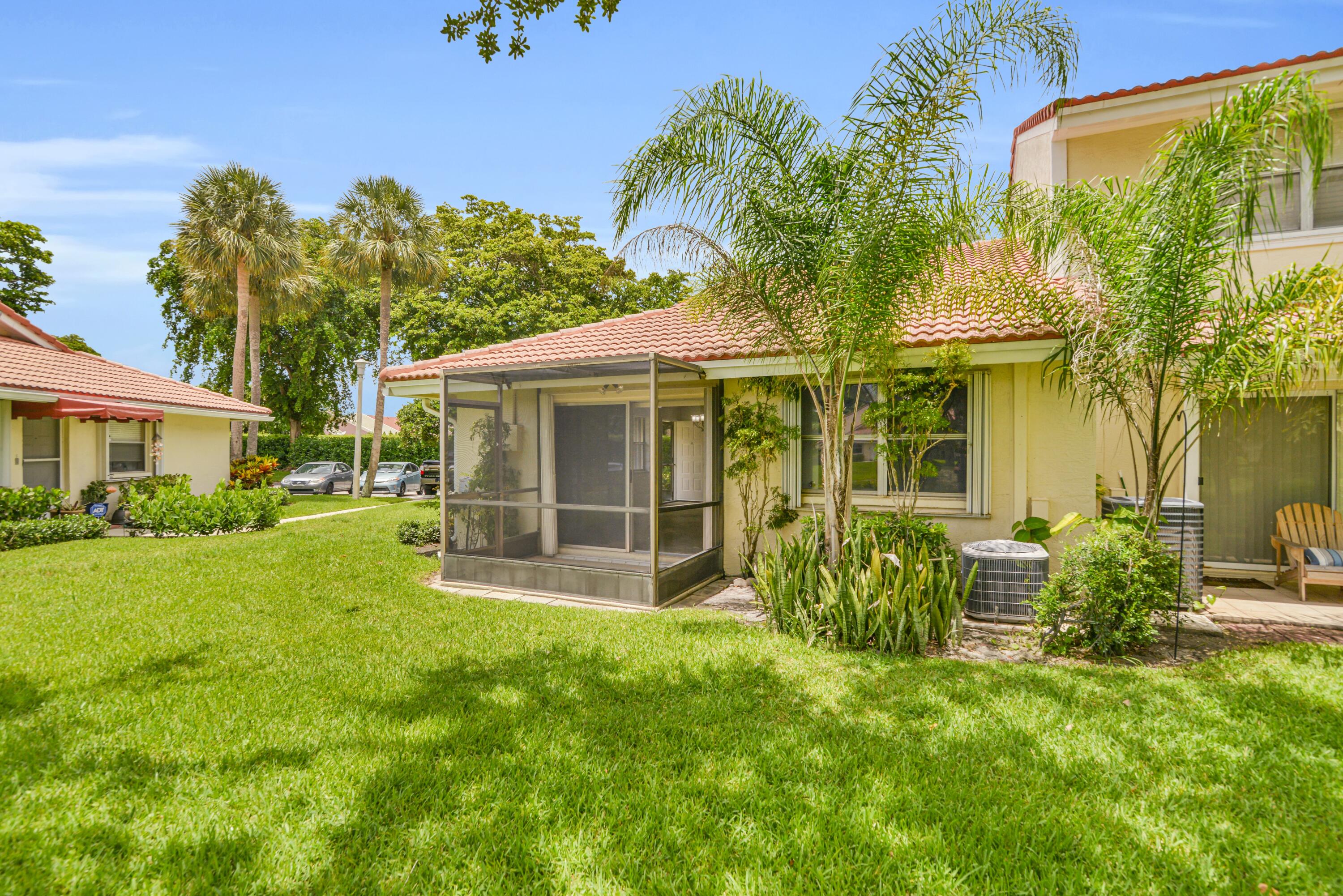 6371 Boca Circle Boca Raton, FL 33433 - Photo 7 of 54 Back of home