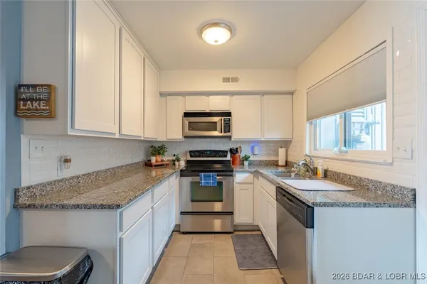 $279,000 | 6500 St Moritz Drive, Unit F2, Osage Beach, MO 65065