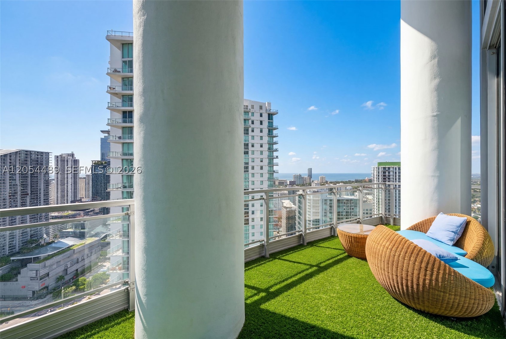 90 Southwest 3rd Street, Unit PH12 Miami, FL 33130 - Photo 19 of 40 Gallery Image 19