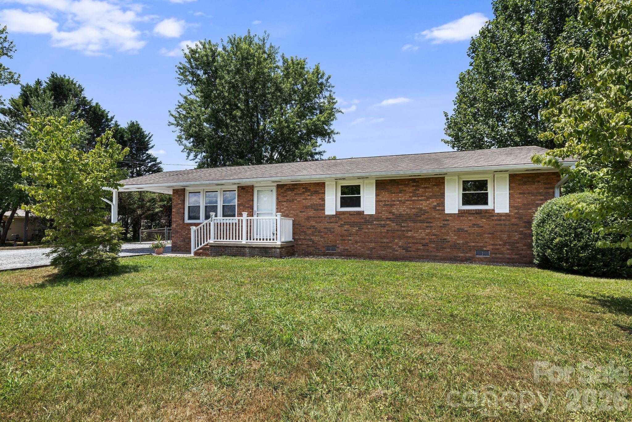 490 Ecusta Road Brevard, NC 28712 - Photo 1 of 25