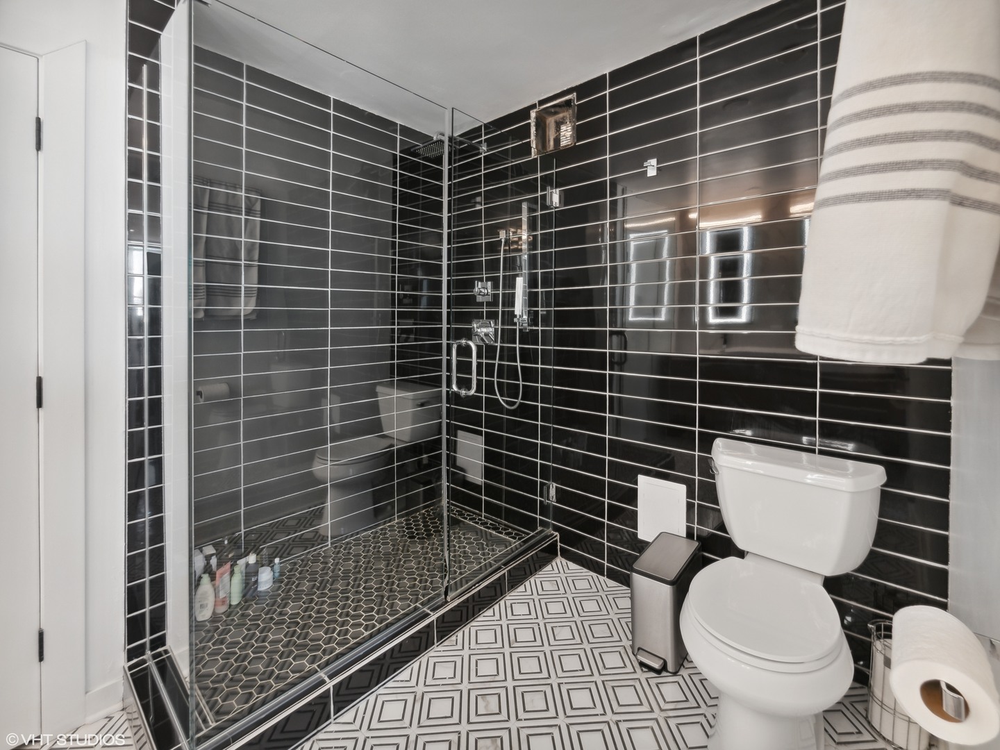 655 West Irving Park Road, Unit 4910 Chicago, IL 60613 - Photo 9 of 25