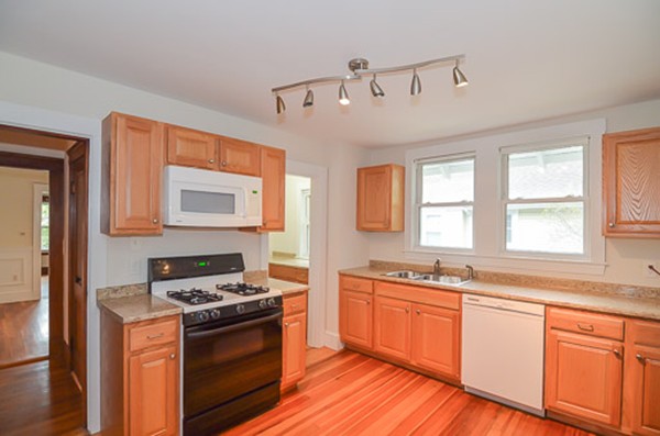 11 Newton Road Arlington, MA 02474 - Photo 19 of 29 Gallery Image 19