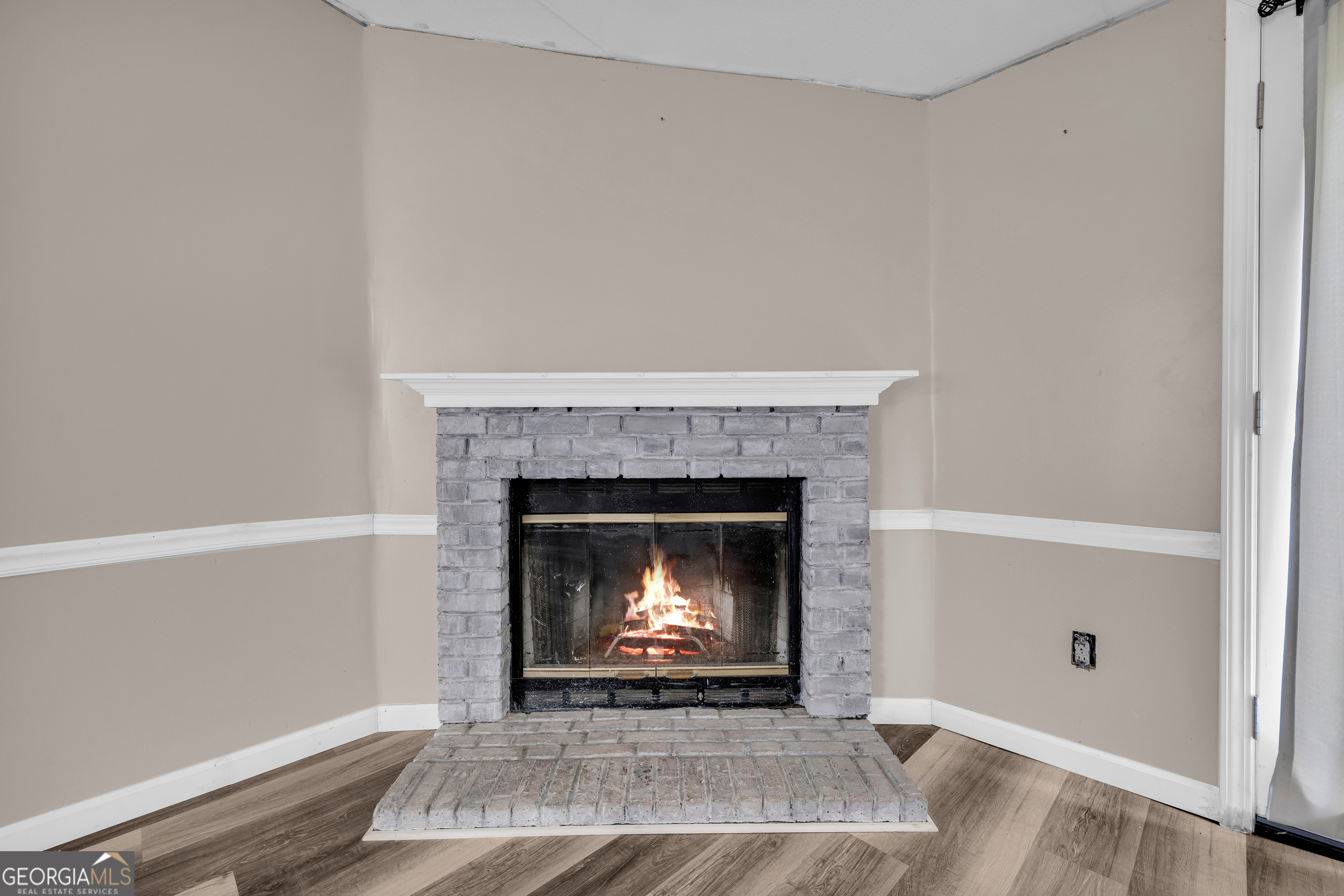 35 Jordan Loop Toccoa, GA 30577 - Photo 26 of 49 a living room with a fireplace