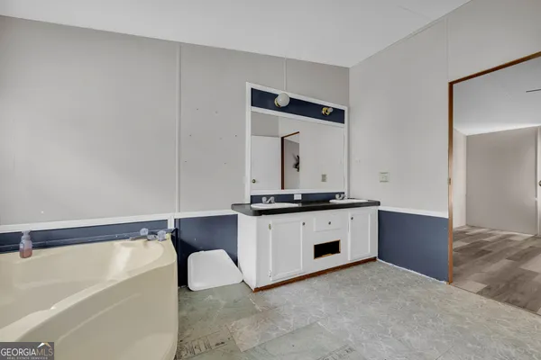 $179,000 | 35 Jordan Loop, Toccoa, GA 30577