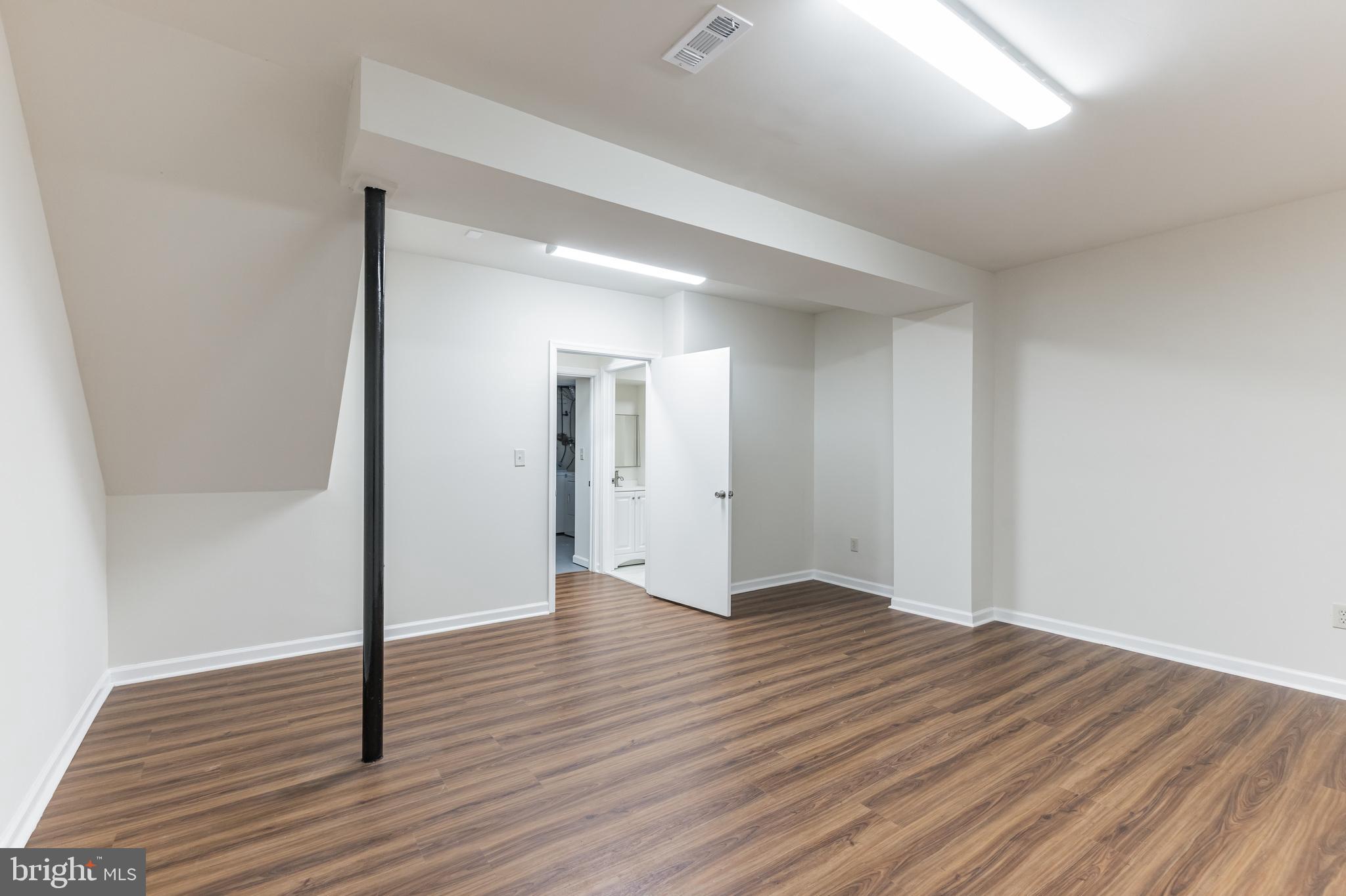 1804 Jackson Road Dundalk, MD 21222 - Photo 19 of 23