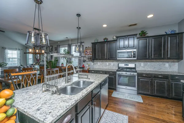 $499,499 | 342 Fox Ridge Lane, Moncks Corner, SC 29461