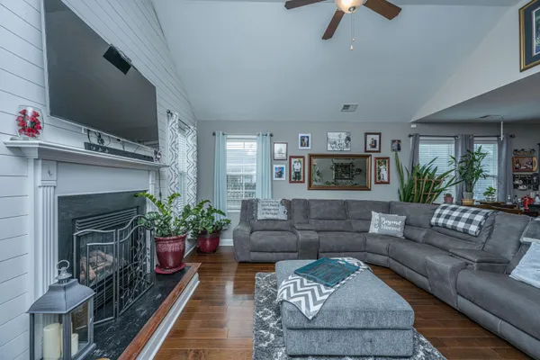 $499,499 | 342 Fox Ridge Lane, Moncks Corner, SC 29461