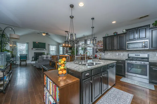 $499,499 | 342 Fox Ridge Lane, Moncks Corner, SC 29461