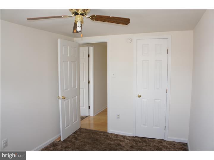 22 South Springfield Road, Unit I2 Clifton Heights, PA 19018 - Photo 11 of 13 Bedroom 2