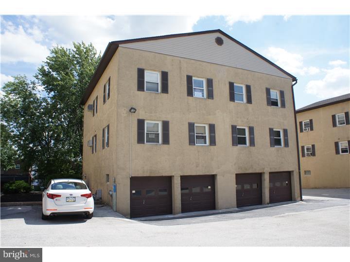 22 South Springfield Road, Unit I2 Clifton Heights, PA 19018 - Photo 13 of 13 Exterior Back
