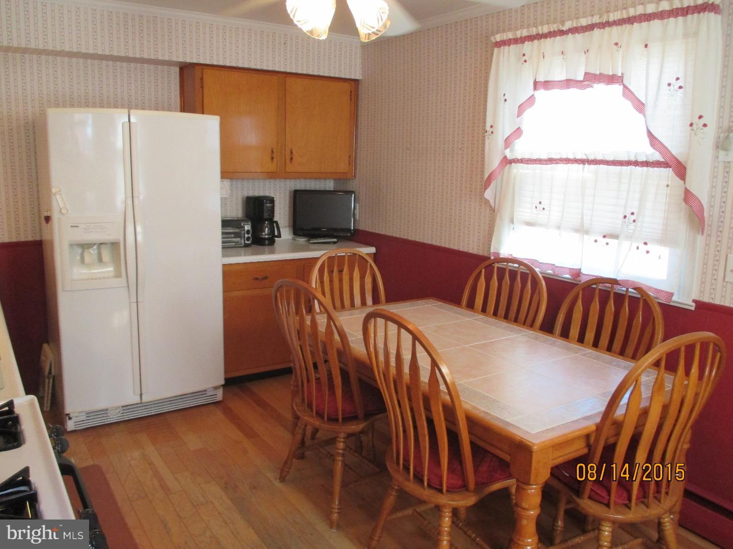 863 Medway Road Philadelphia, PA 19115 - Photo 11 of 23