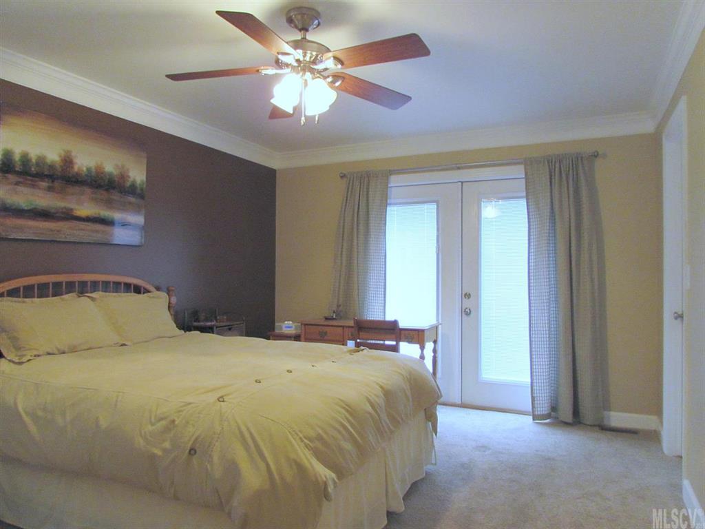 5738 Icard Ridge Road Hickory, NC 28601 - Photo 3 of 25 Gallery Image 3