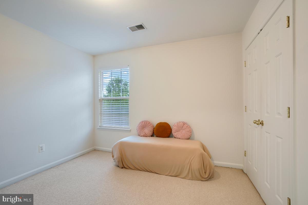 14225 Ashleigh Greene Road Boyds, MD 20841 - Photo 32 of 44 Gallery Image 32