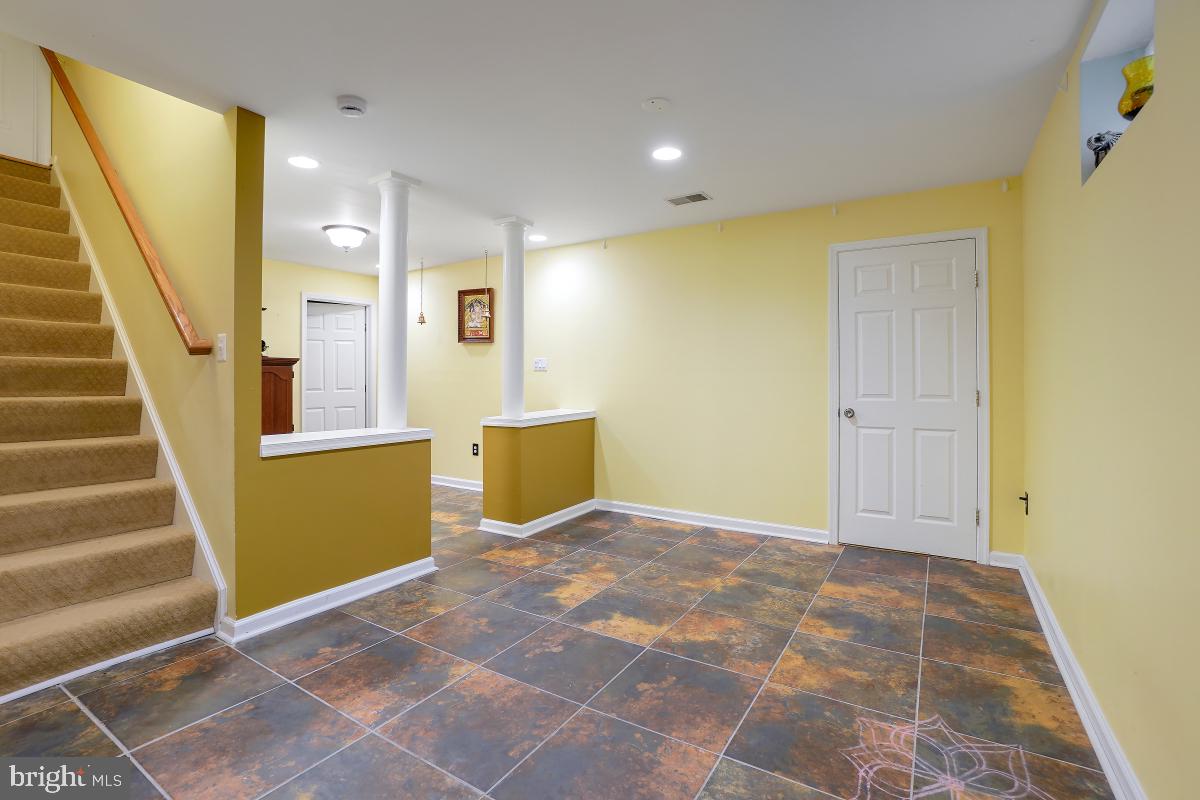 14225 Ashleigh Greene Road Boyds, MD 20841 - Photo 33 of 44 Gallery Image 33