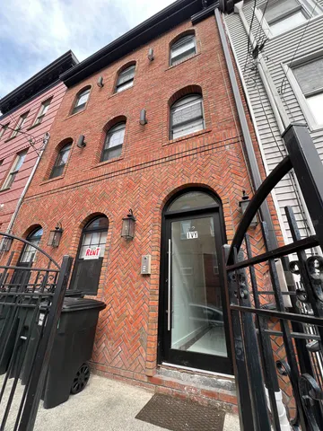 $2,449 | 12 Ivy Place, Unit 2B, Jersey City, NJ 07304