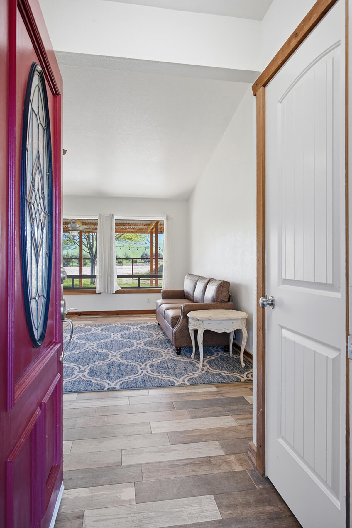 31393 Dahlem Drive Exeter, CA 93221 - Photo 6 of 79 06 - Front Door (Opening)