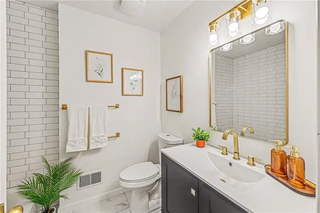 $311,000 | 7300 Hullwood Avenue, Kansas City, MO 64133