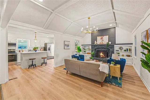 $311,000 | 7300 Hullwood Avenue, Kansas City, MO 64133