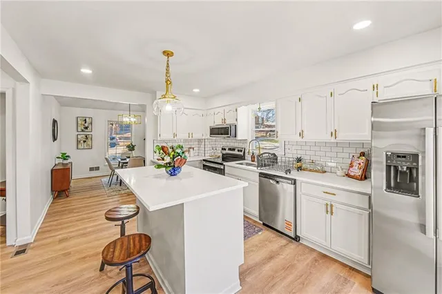 $311,000 | 7300 Hullwood Avenue, Kansas City, MO 64133