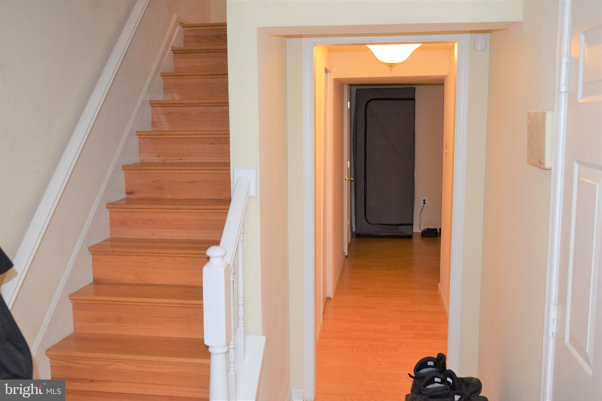 8507 Ritchboro Road District Heights, MD 20747 - Photo 3 of 29 Foyer