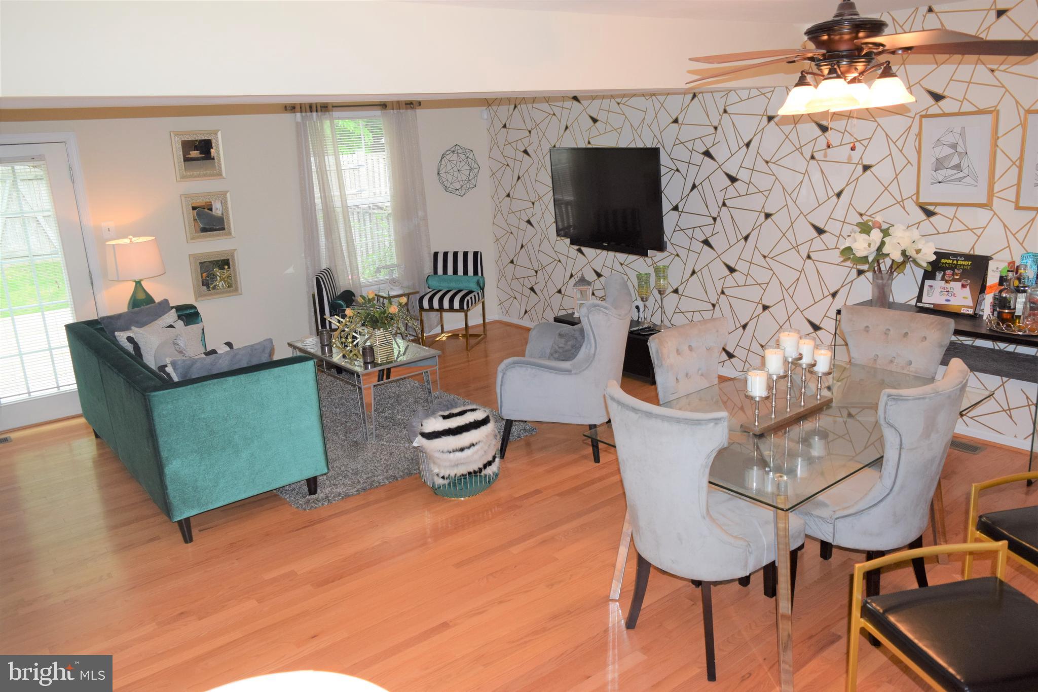 8507 Ritchboro Road District Heights, MD 20747 - Photo 9 of 29 Living Room/ Dining Room