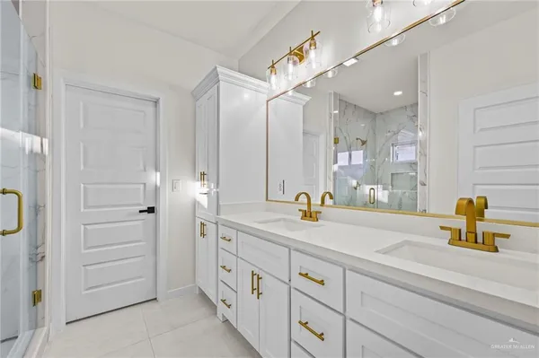 $310,000 | 3320 Kidd Avenue, Edinburg, TX 78542
