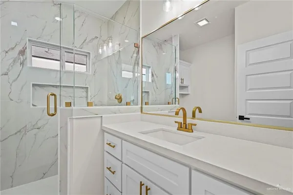 $310,000 | 3320 Kidd Avenue, Edinburg, TX 78542