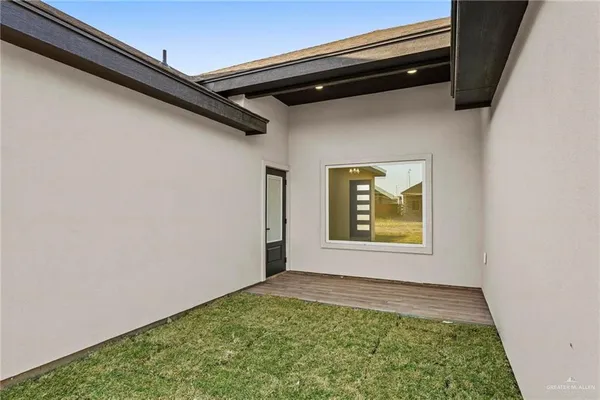 $310,000 | 3320 Kidd Avenue, Edinburg, TX 78542