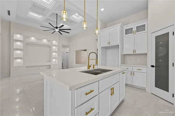 $310,000 | 3320 Kidd Avenue, Edinburg, TX 78542