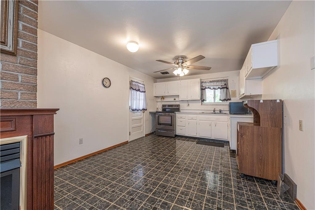 565 Anderson Avenue Pittsburgh, PA 15239 - Photo 4 of 18