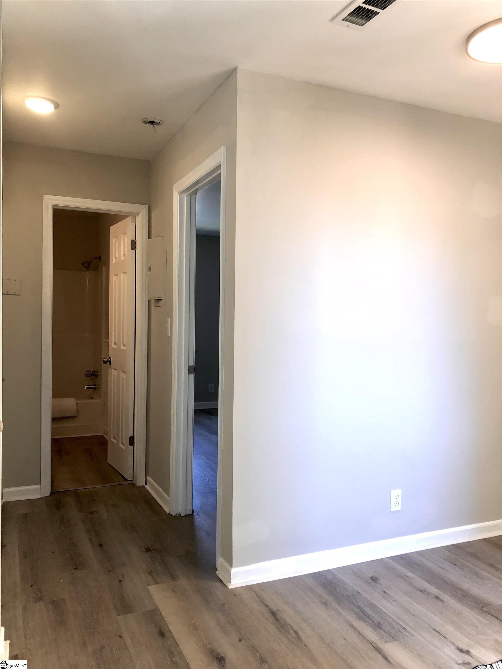 2601 Duncan Chapel Road, Unit C301 Greenville, SC 29617 - Photo 9 of 23