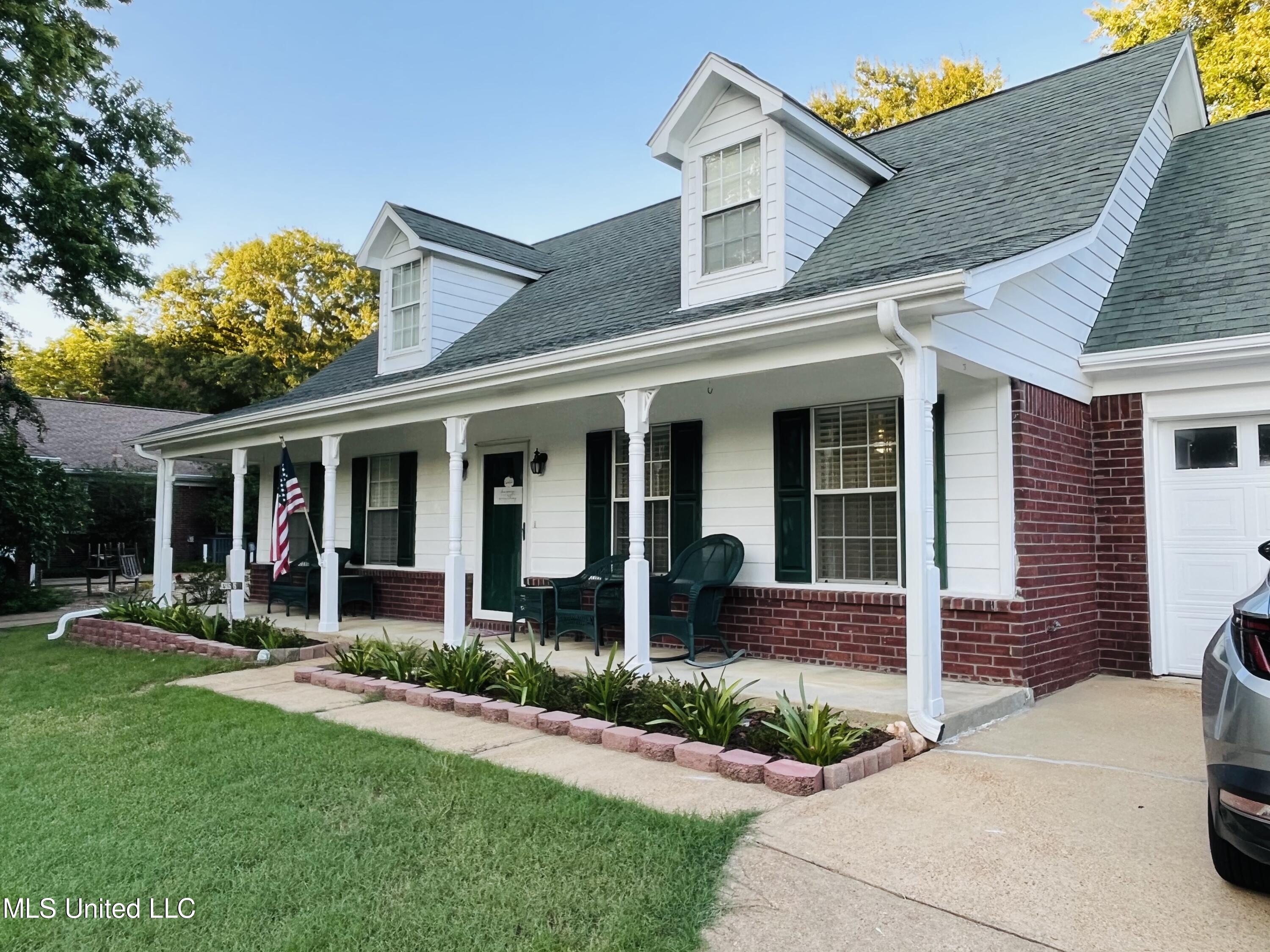 2192 Mt Pleasant Road Hernando, MS 38632 - Photo 2 of 34 7396C951-252B-4985-AE67-F5A76C009976